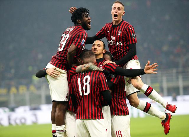 他都會在所 他都會在所