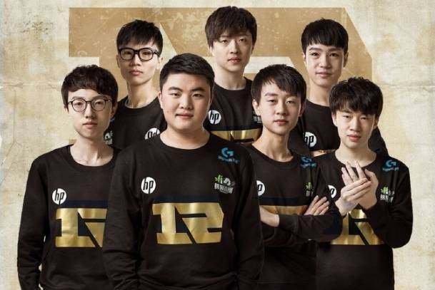 熊的对决中 熊的对决中