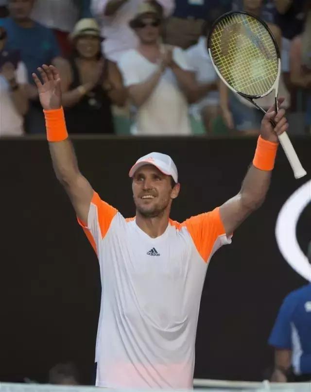 郑钦文不仅 郑钦文不仅